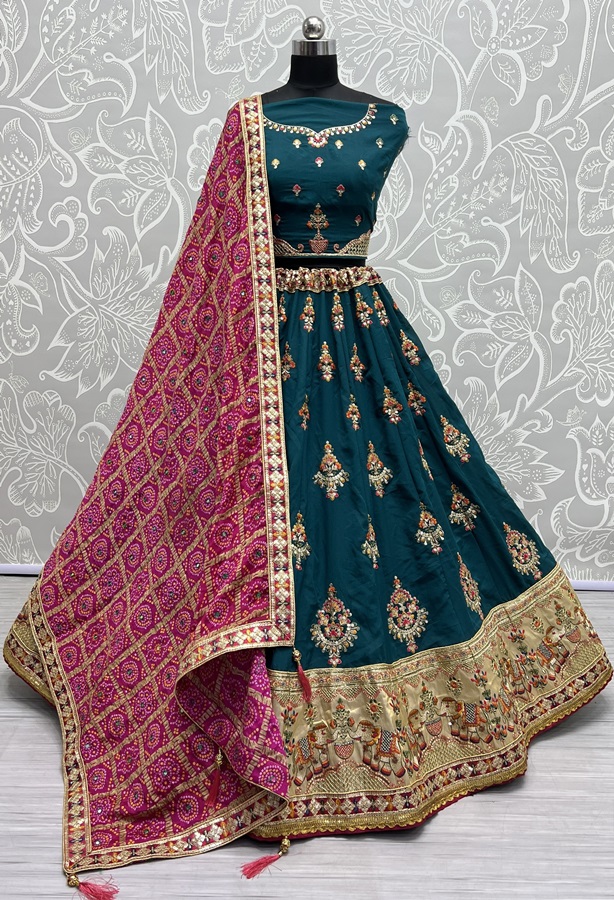 Hand Mirror Crafted Bandhani Print Pure Gadhwal silk Lehengacholi