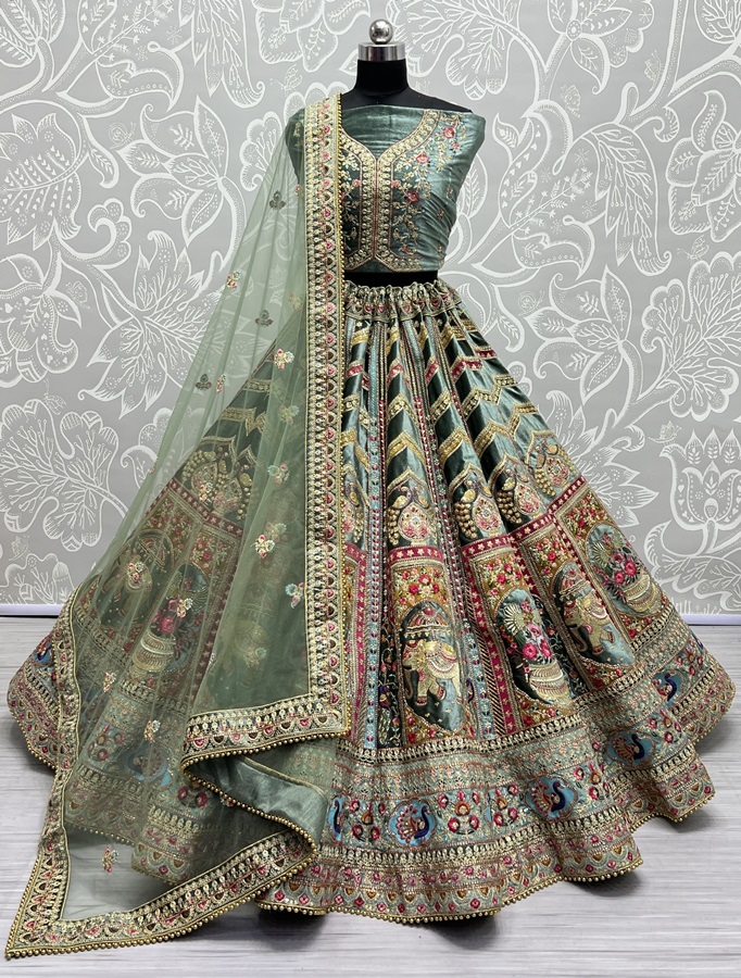 Fancy Designed Exclusive Party wear Lehengacholi Handwork Crafted 4.5 Meter Flair Collection