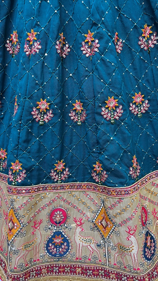 Gadhwal silk Crafted Bandhani print Dupatta Lehengacholi