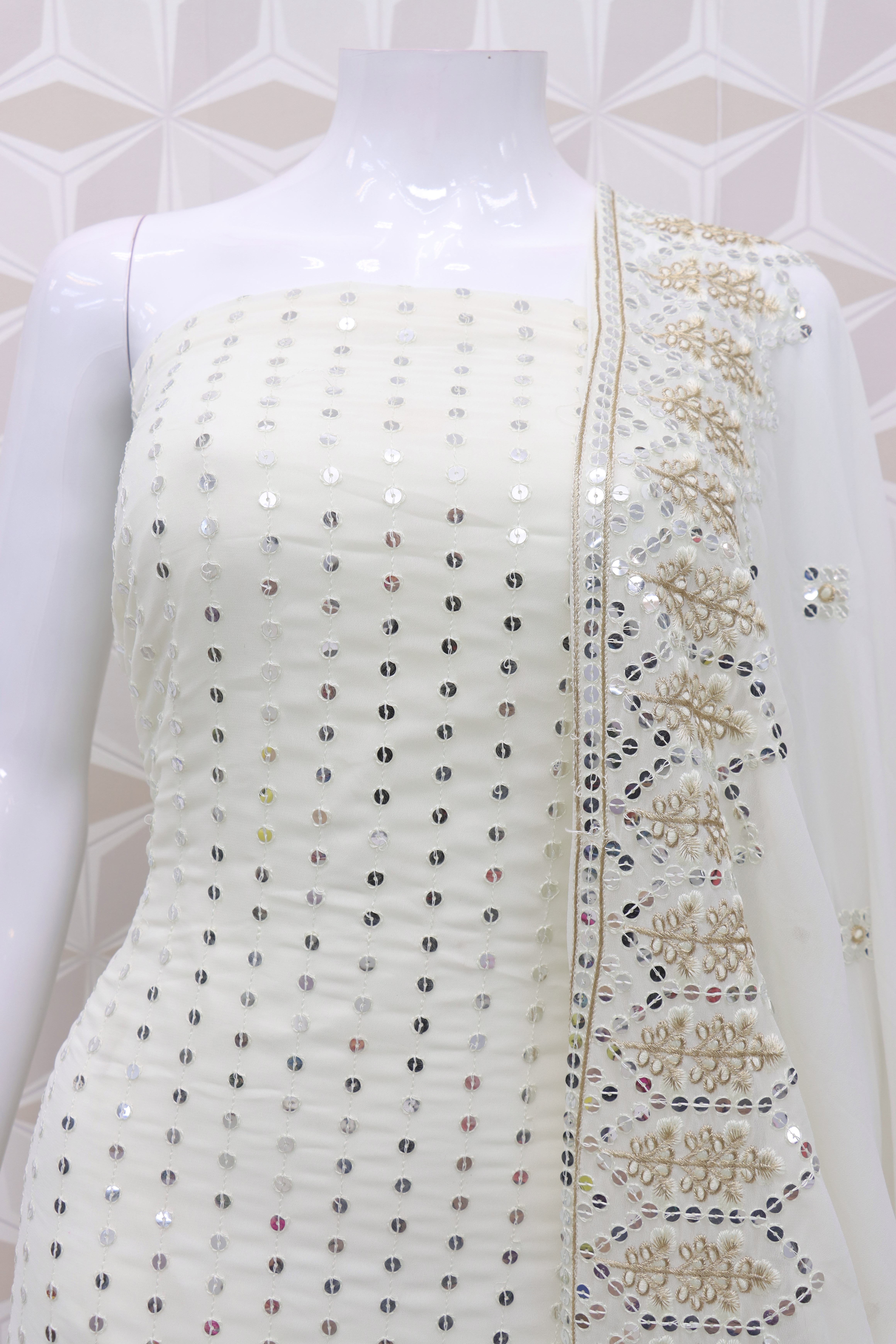 Off white Faux Georgette Pakistani Suit