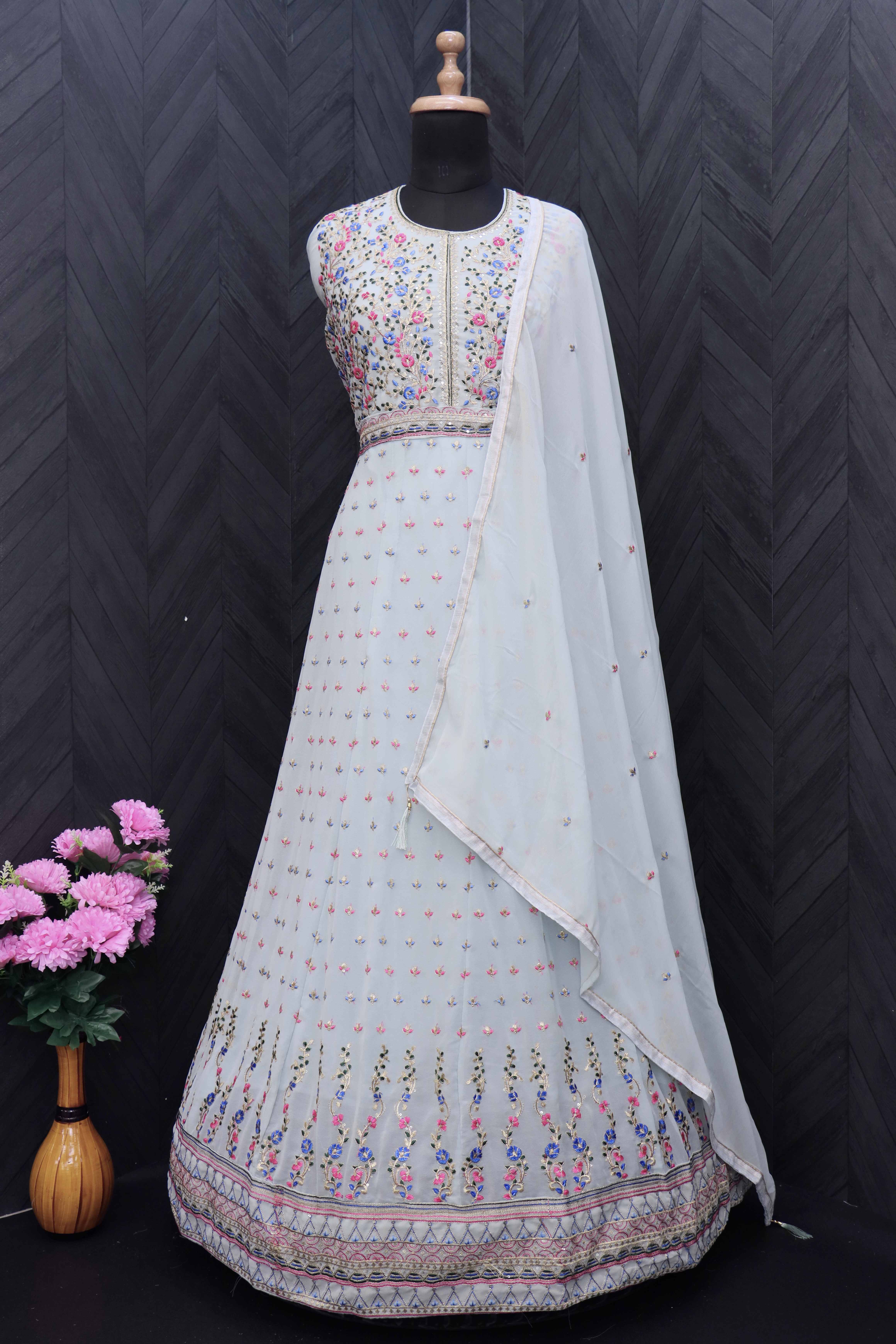 Embroidered Georgette Abaya Style Suit in light lilac